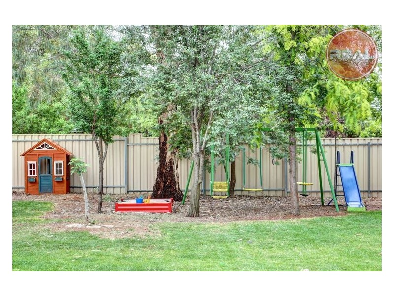 6 Henry Street, Auburn SA 5451