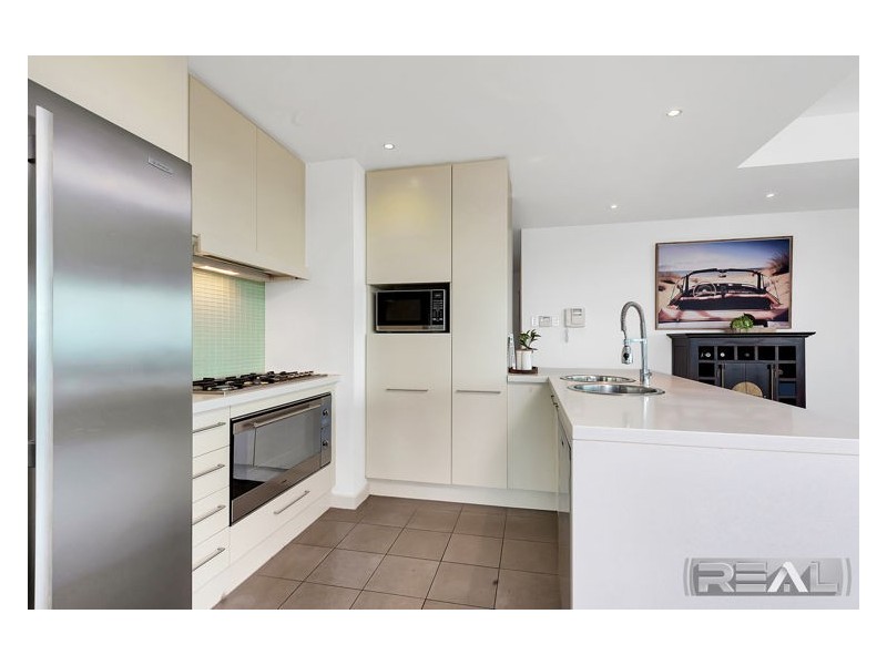 Unit 606/2-6 Pilla Avenue, New Port SA 5015