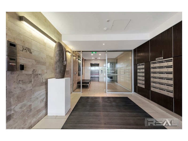 Unit 606/2-6 Pilla Avenue, New Port SA 5015