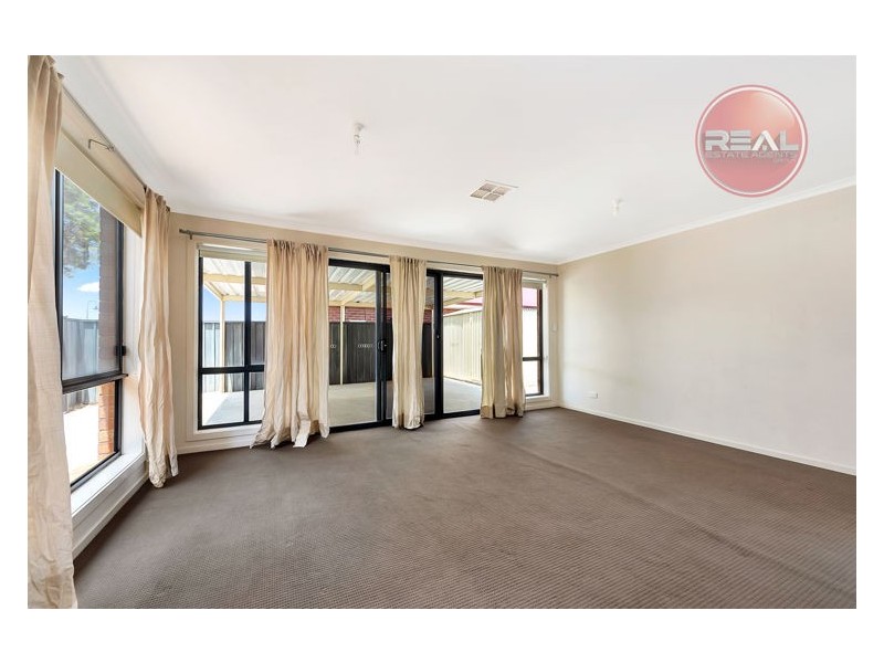 7 Minindee Avenue, Andrews Farm SA 5114