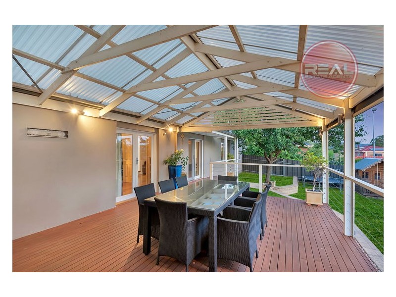 21 Robertson Crescent, Redwood Park SA 5097