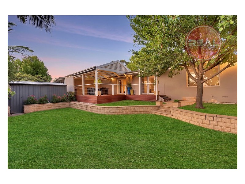 21 Robertson Crescent, Redwood Park SA 5097