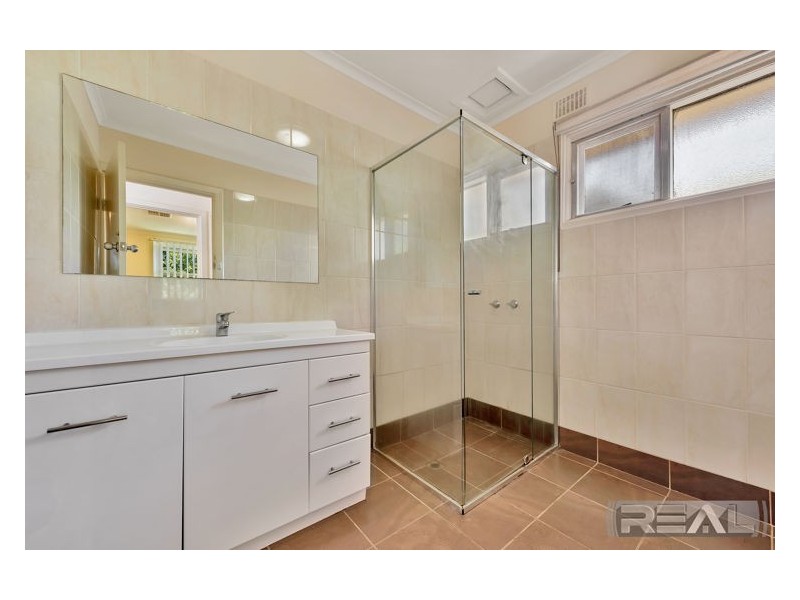 29 Down Crescent, Salisbury Downs SA 5108