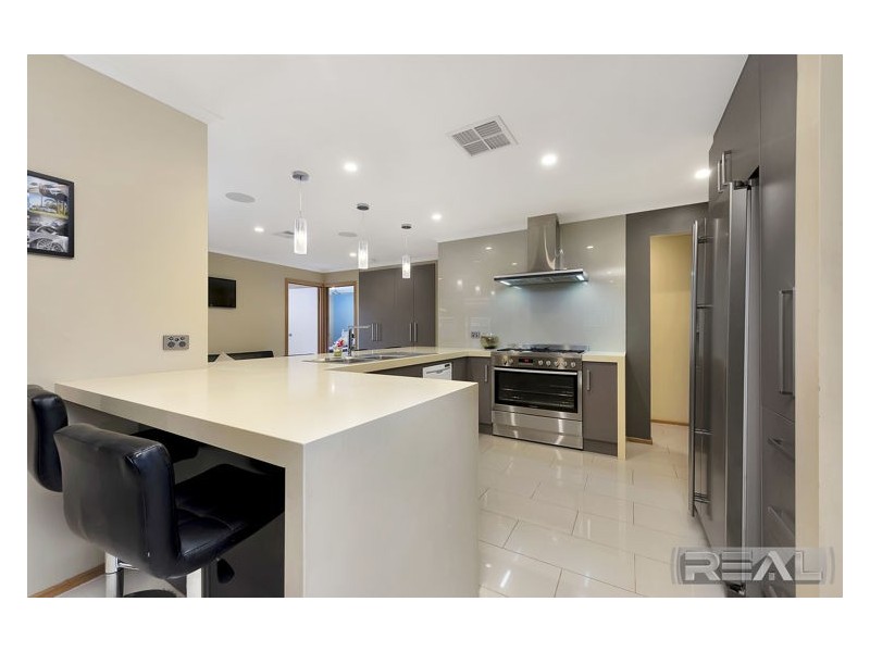 16 Heathcott Court, Blakeview SA 5114