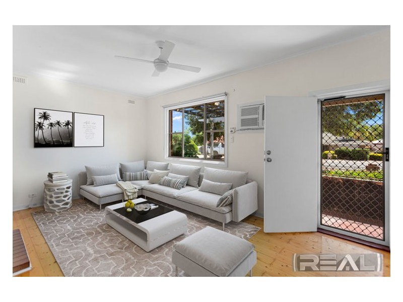 8 Lawrence Avenue, Gawler South SA 5118