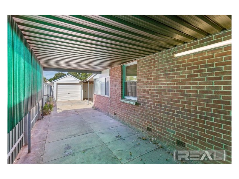 8 Lawrence Avenue, Gawler South SA 5118