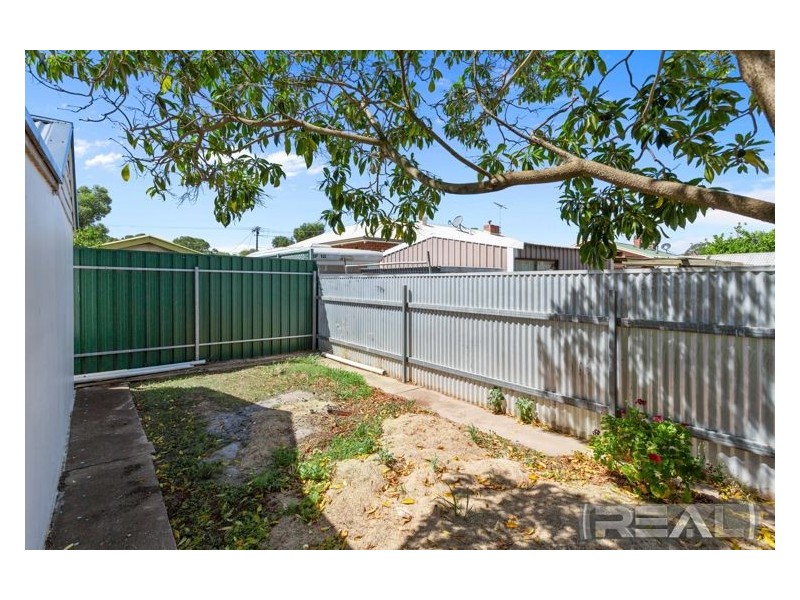 8 Lawrence Avenue, Gawler South SA 5118