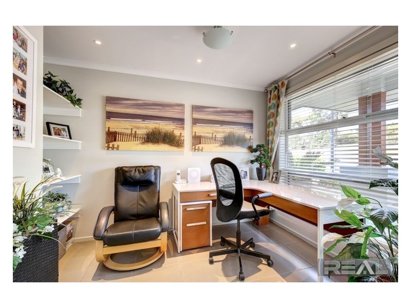 73 Adel Circuit, Huntfield Heights SA 5163