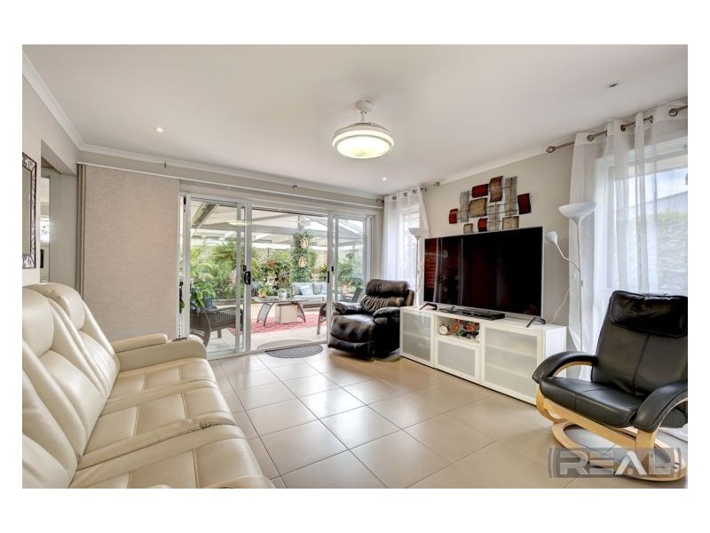 73 Adel Circuit, Huntfield Heights SA 5163