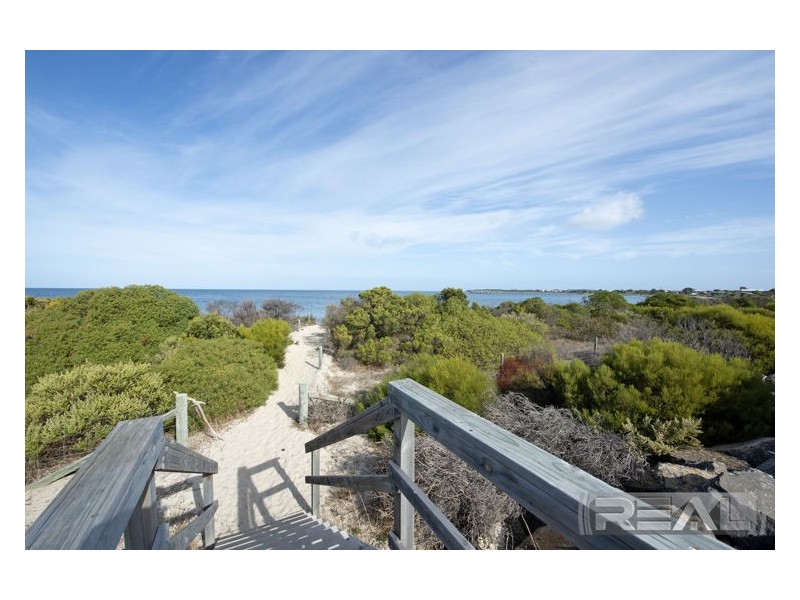 31 The Esplanade, Marion Bay SA 5575