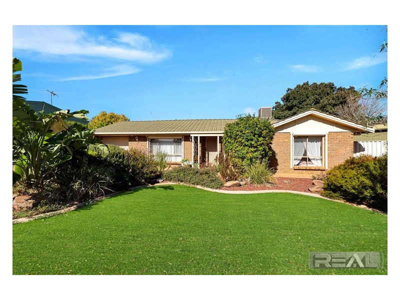 2 Woodcroft Drive, Blakeview SA 5114