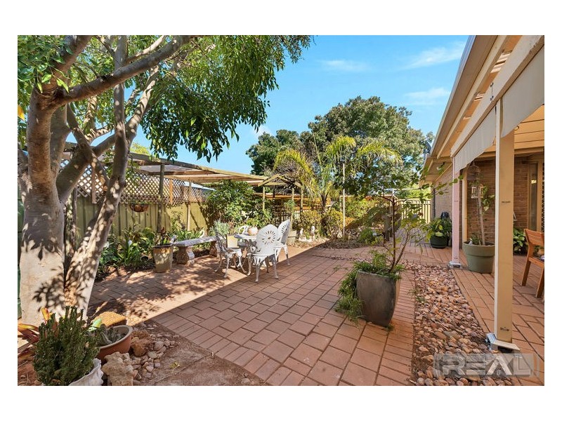 2 Woodcroft Drive, Blakeview SA 5114