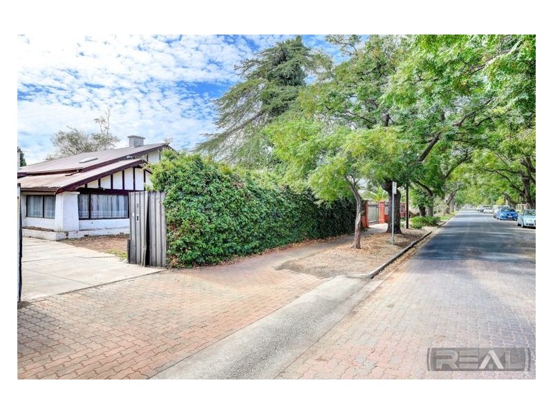 2 Charlbury Road, Medindie Gardens SA 5081