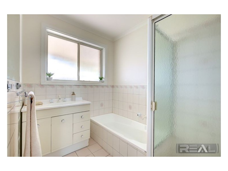 18 Warringa Street, Salisbury Plain SA 5109