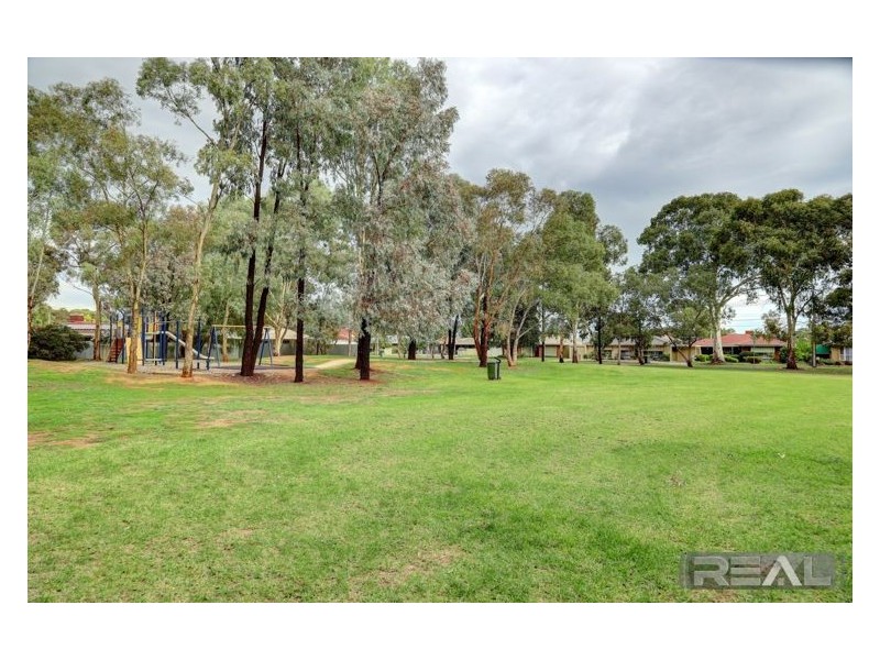 18 Warringa Street, Salisbury Plain SA 5109