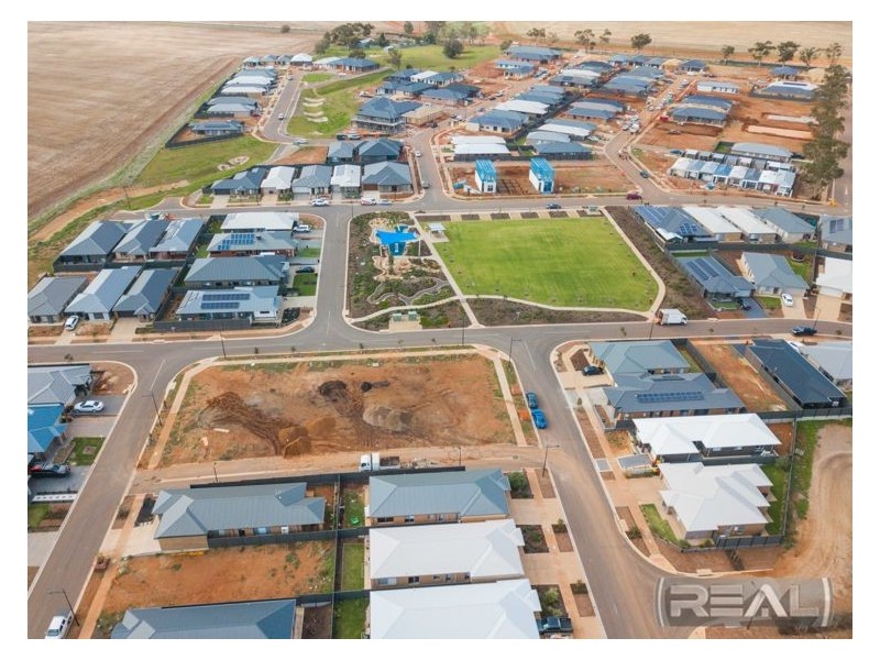 35 Pedlar Close, Blakeview SA 5114