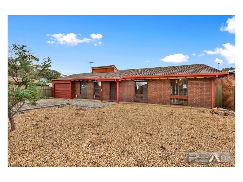 9 Lukin Avenue, Paralowie SA 5108