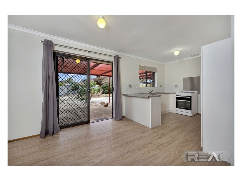 9 Lukin Avenue, Paralowie SA 5108