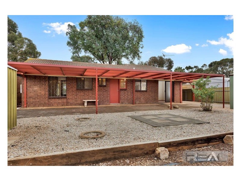 9 Lukin Avenue, Paralowie SA 5108