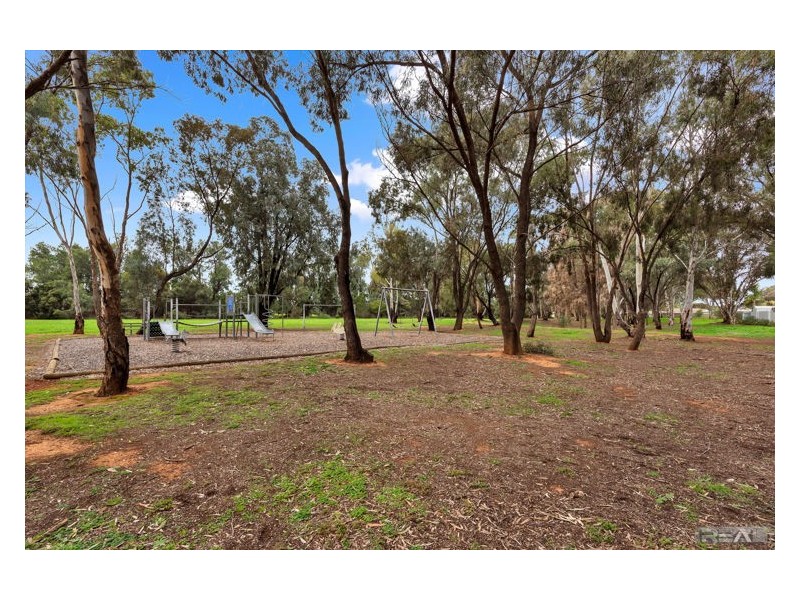 9 Lukin Avenue, Paralowie SA 5108