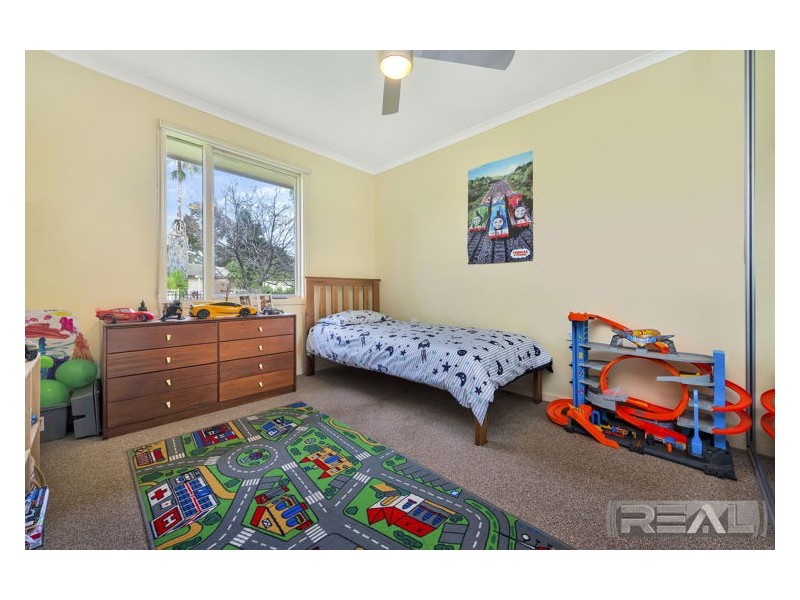 15 Leyden Court, Salisbury Downs SA 5108