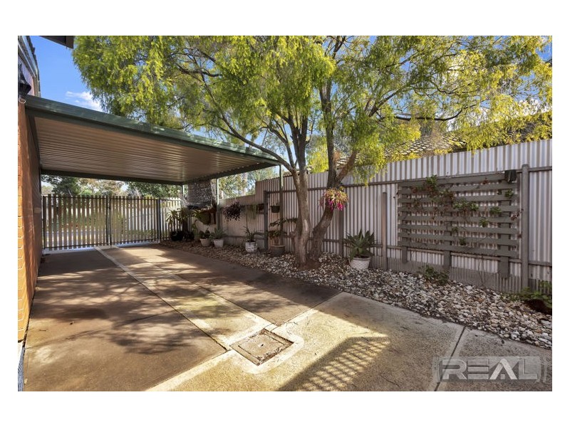 15 Leyden Court, Salisbury Downs SA 5108