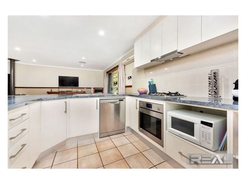 4 Linwood Grove, Hillbank SA 5112