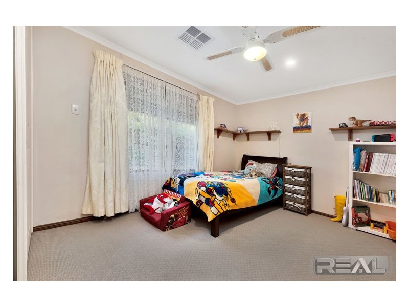 4 Linwood Grove, Hillbank SA 5112