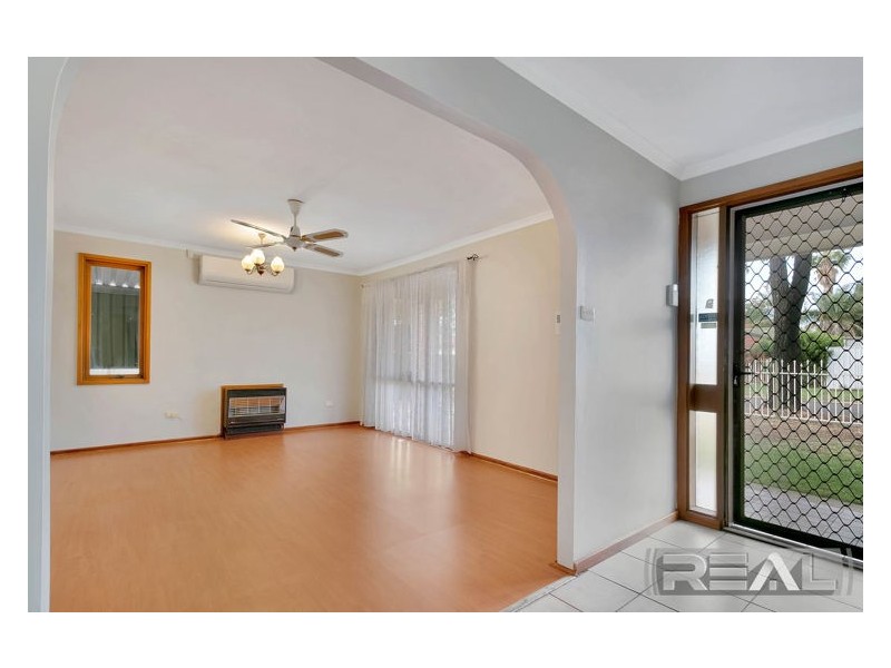 32 Richmond Road, Parafield Gardens SA 5107