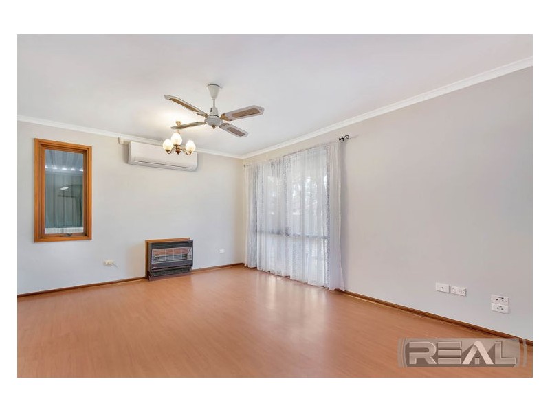 32 Richmond Road, Parafield Gardens SA 5107