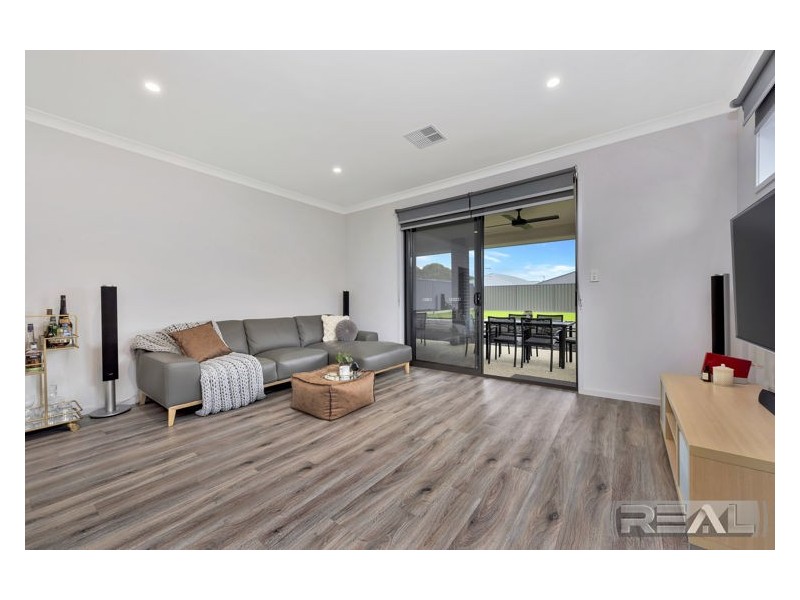 24 Mario Drive, Paralowie SA 5108