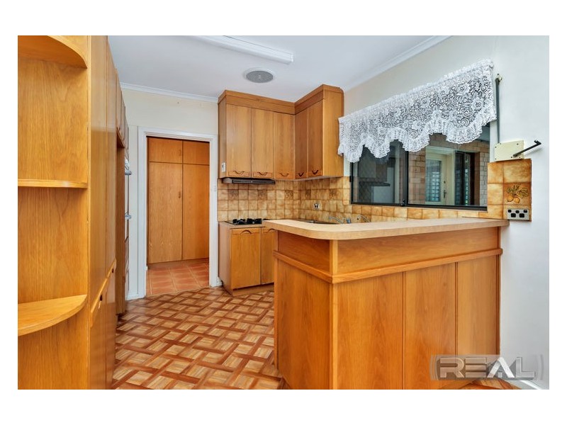 10 Rialto Avenue, Para Hills SA 5096