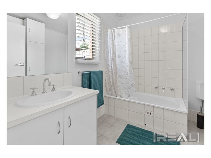 Unit 4, 1-13 Grosvenor Place, Wynn Vale SA 5127