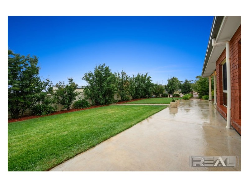 2 Elouise Court, Lewiston SA 5501