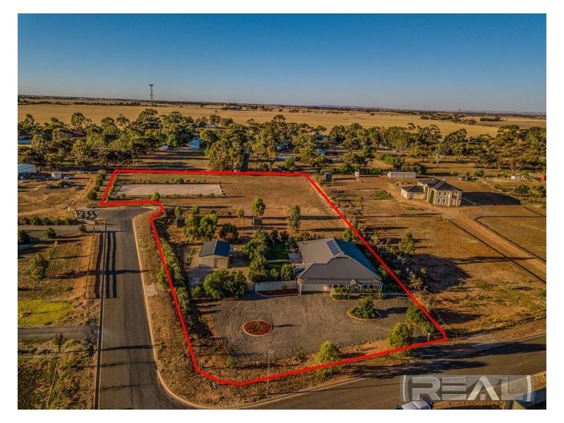 2 Elouise Court, Lewiston SA 5501