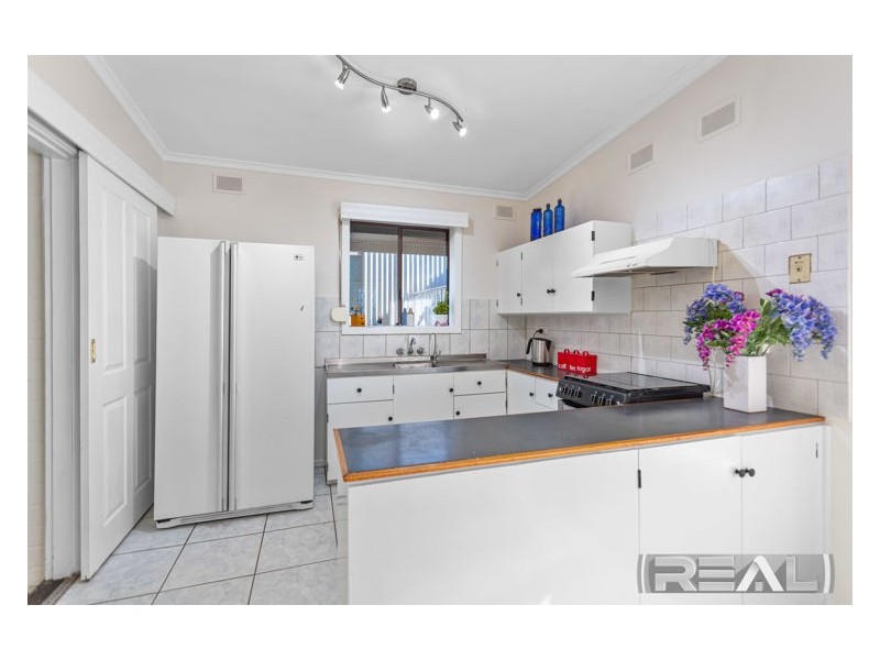 6 Bristol Crescent, Taperoo SA 5017