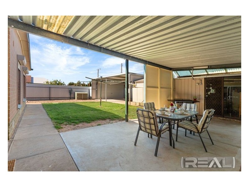 6 Bristol Crescent, Taperoo SA 5017