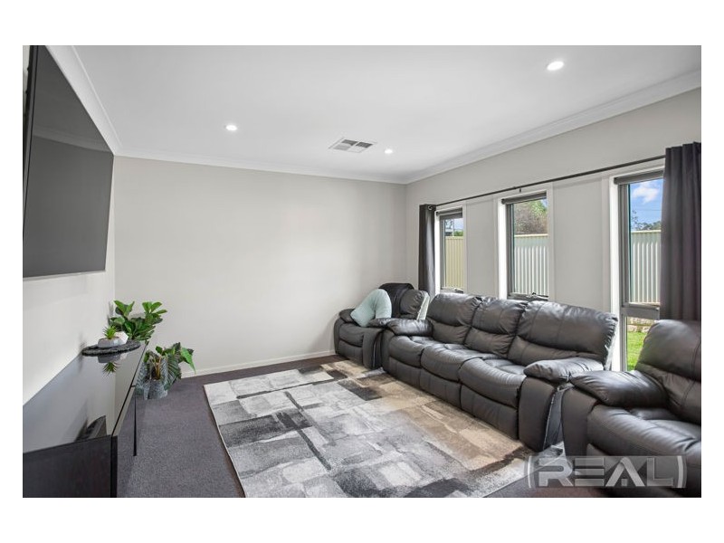 2 Polkinghorne Place, Williamstown SA 5351