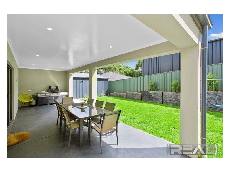 2 Polkinghorne Place, Williamstown SA 5351