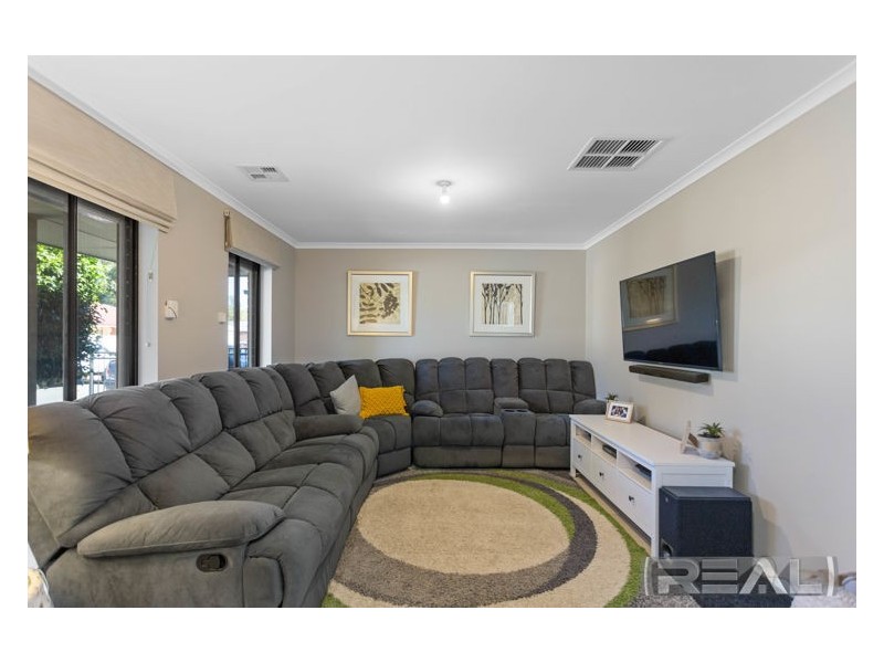 10 Terry Court, Munno Para West SA 5115