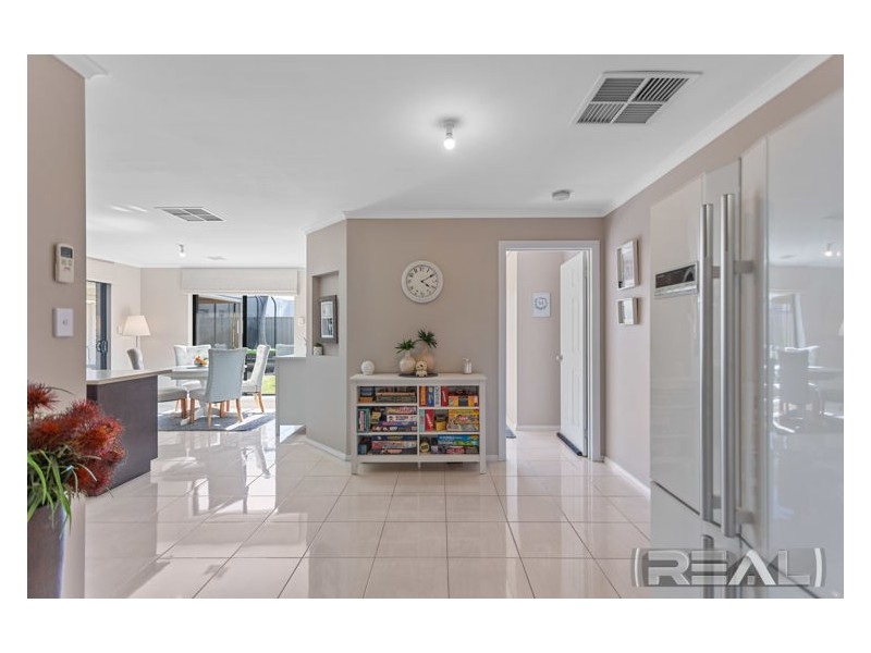 10 Terry Court, Munno Para West SA 5115