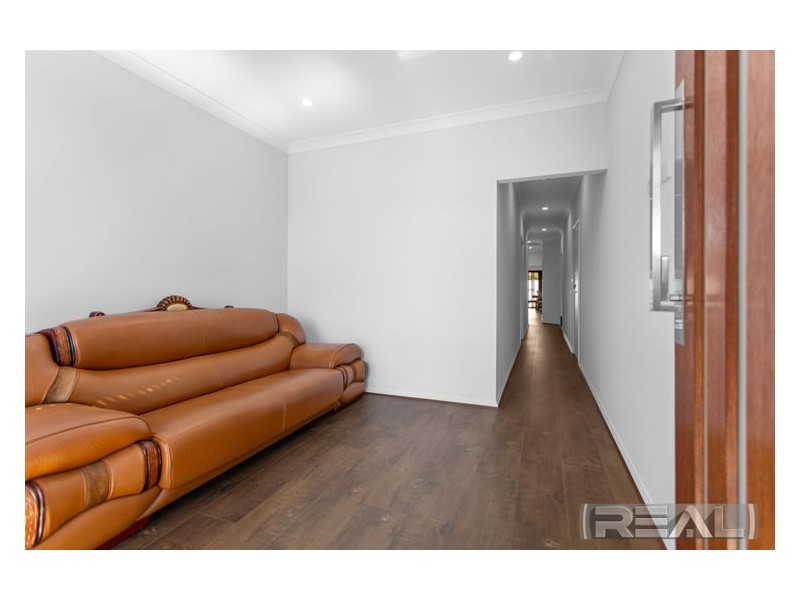 2 Young Boulevard, Paralowie SA 5108