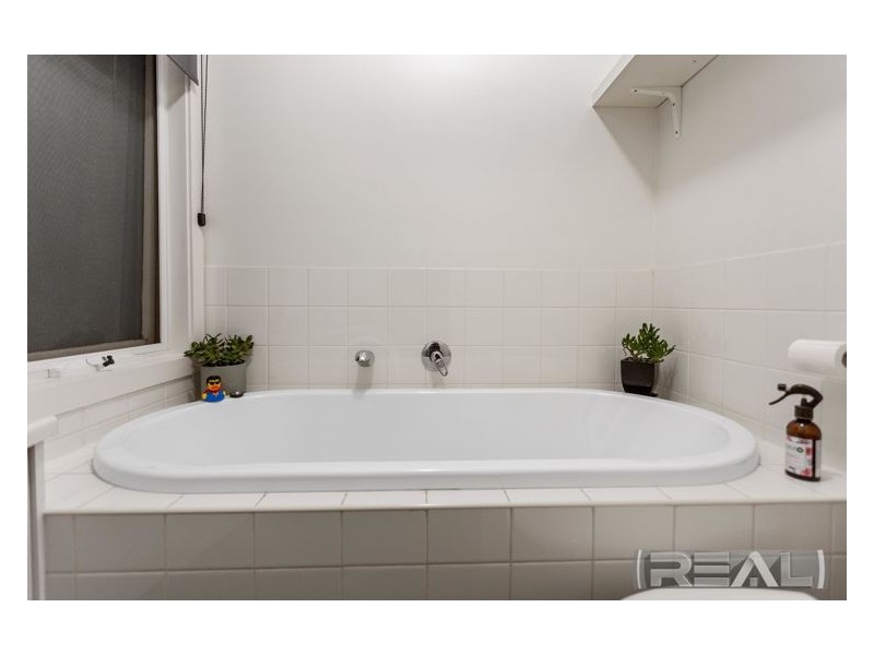 24 Borodino Court, Greenwith SA 5125