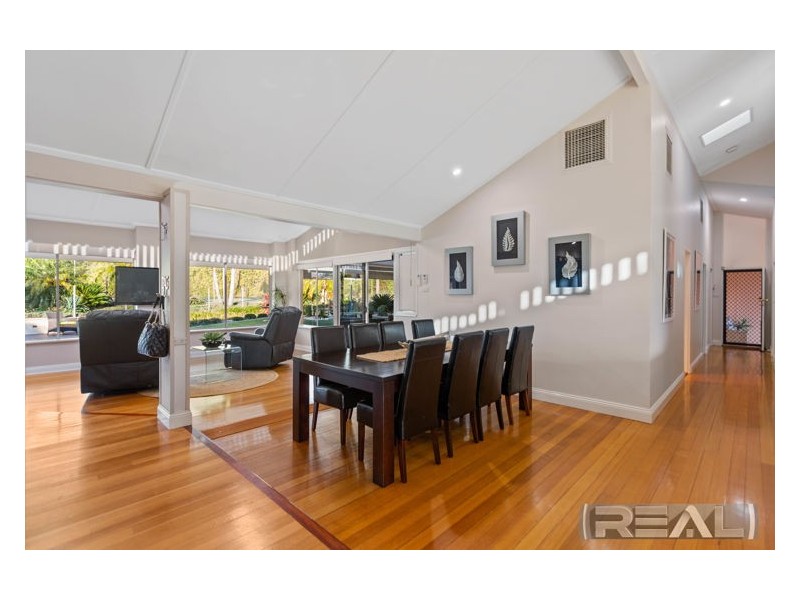 18 Harvey Crescent, Greenwith SA 5125