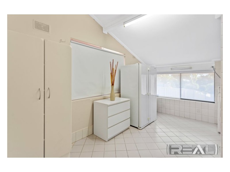 18 Harvey Crescent, Greenwith SA 5125