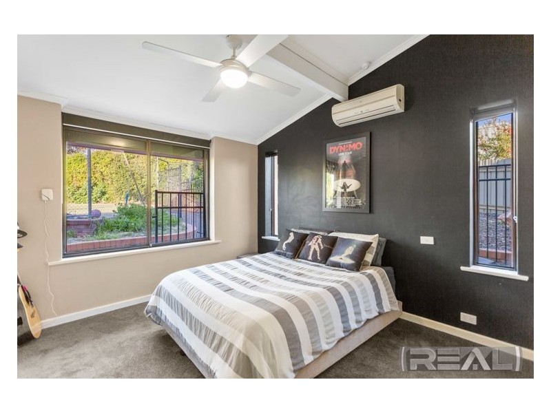 18 Harvey Crescent, Greenwith SA 5125