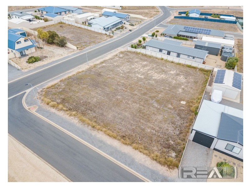 1 Mariner Court, Point Turton SA 5575