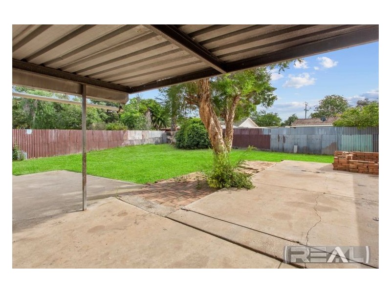 28 Roberts Crescent, Smithfield Plains SA 5114