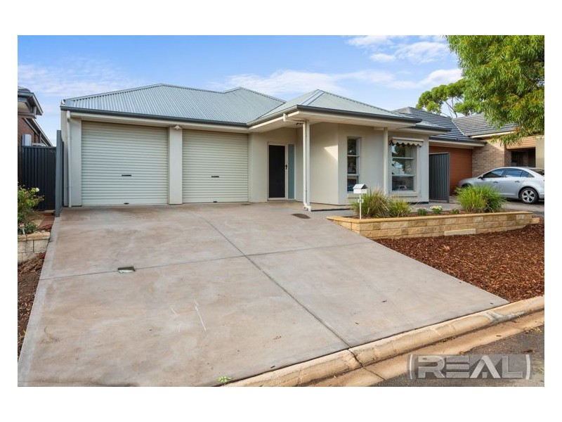22 Salmon Gum Crescent, Blakeview SA 5114