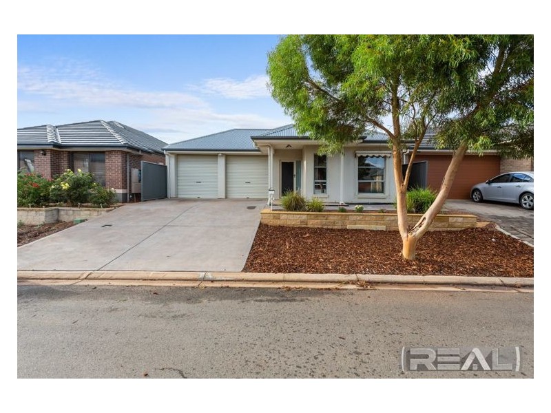 22 Salmon Gum Crescent, Blakeview SA 5114